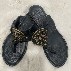 Tory Burch rare grained Leather sandals